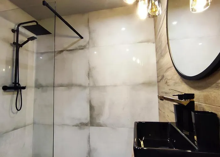 Siesta Forest Relaxing Park Apartamento Cracovia